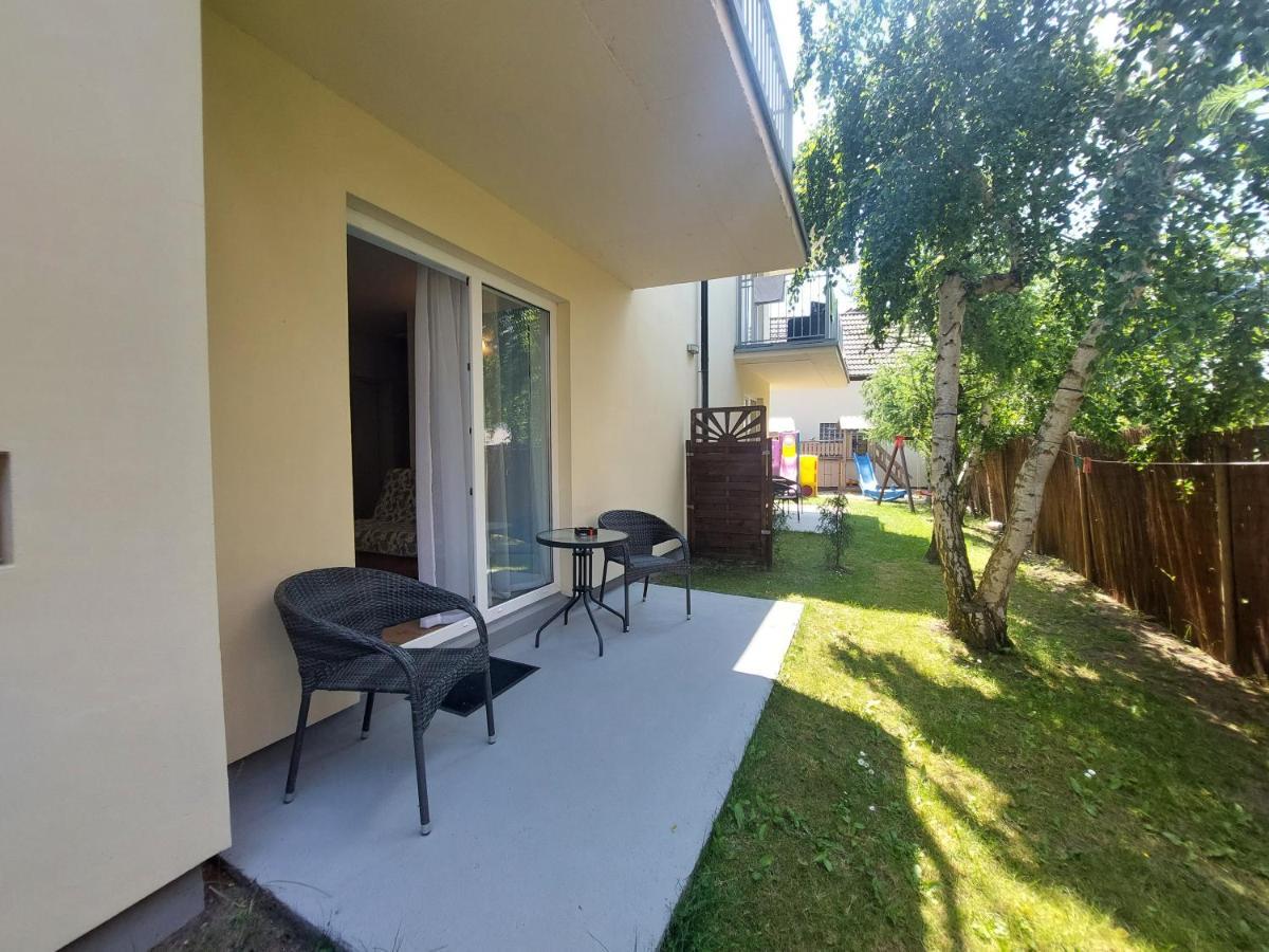 Bursztyn 2 Apartment Rewal Exterior photo